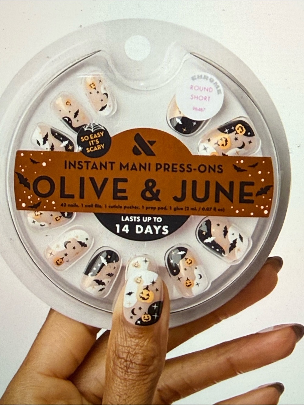 Olivia & June Halloween Press-On Nails in Black & Cream NEW